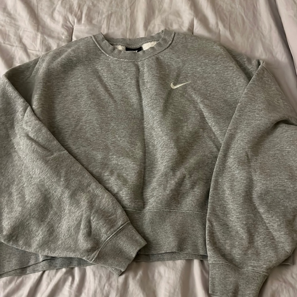 Grey Nike crop sweatshirt